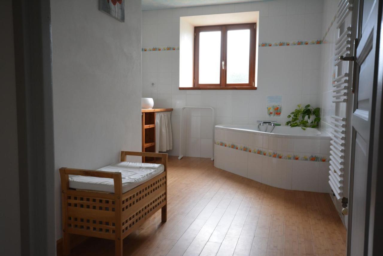 Gite De Cret Vial Holiday home