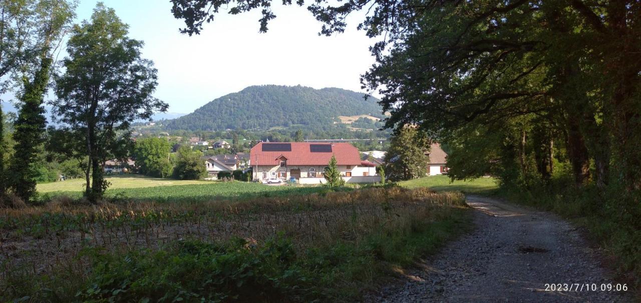 Holiday home Gite De Cret Vial